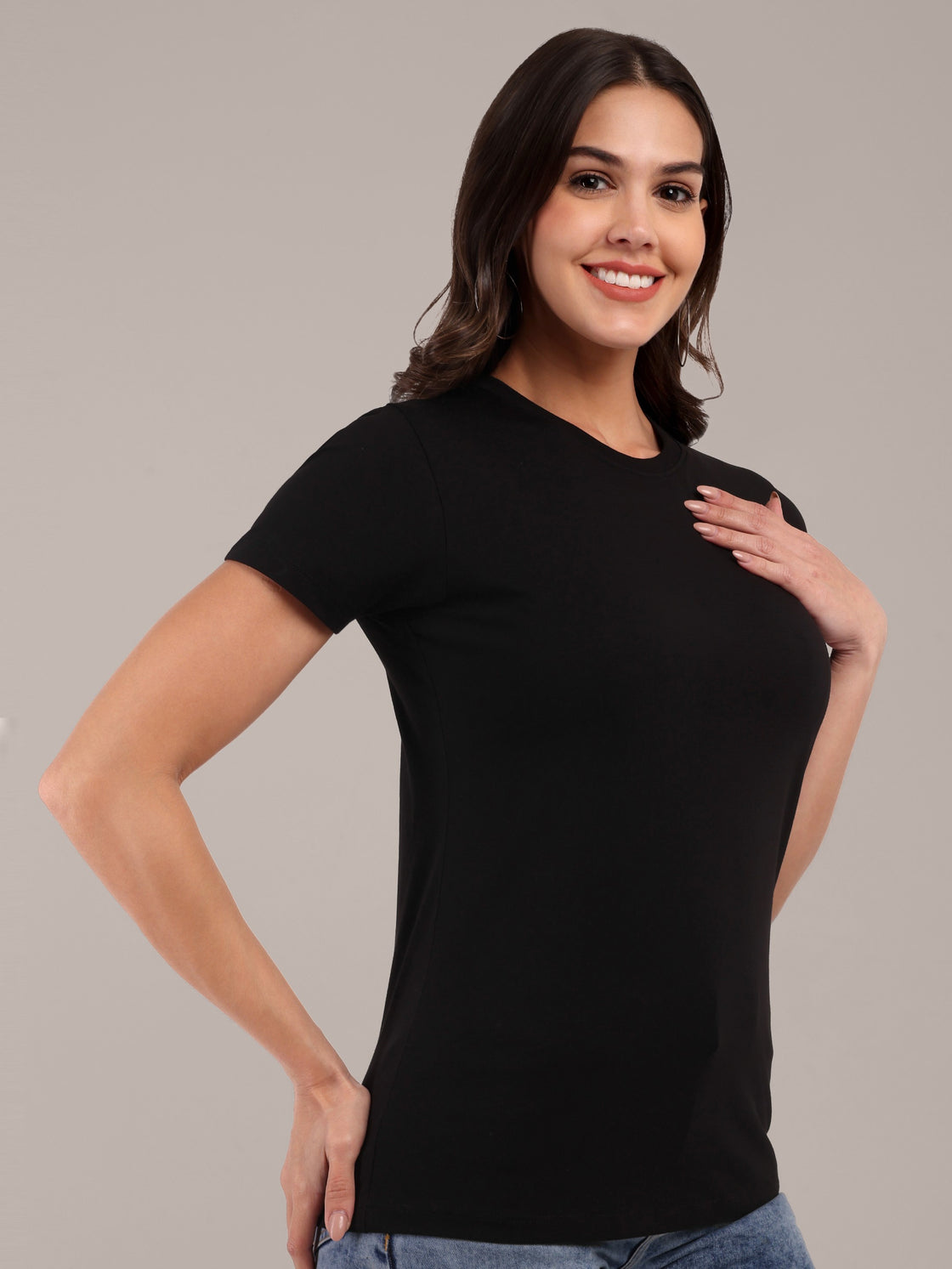 Woman Black Anti-Stain Cotton Round-Neck T-Shirt