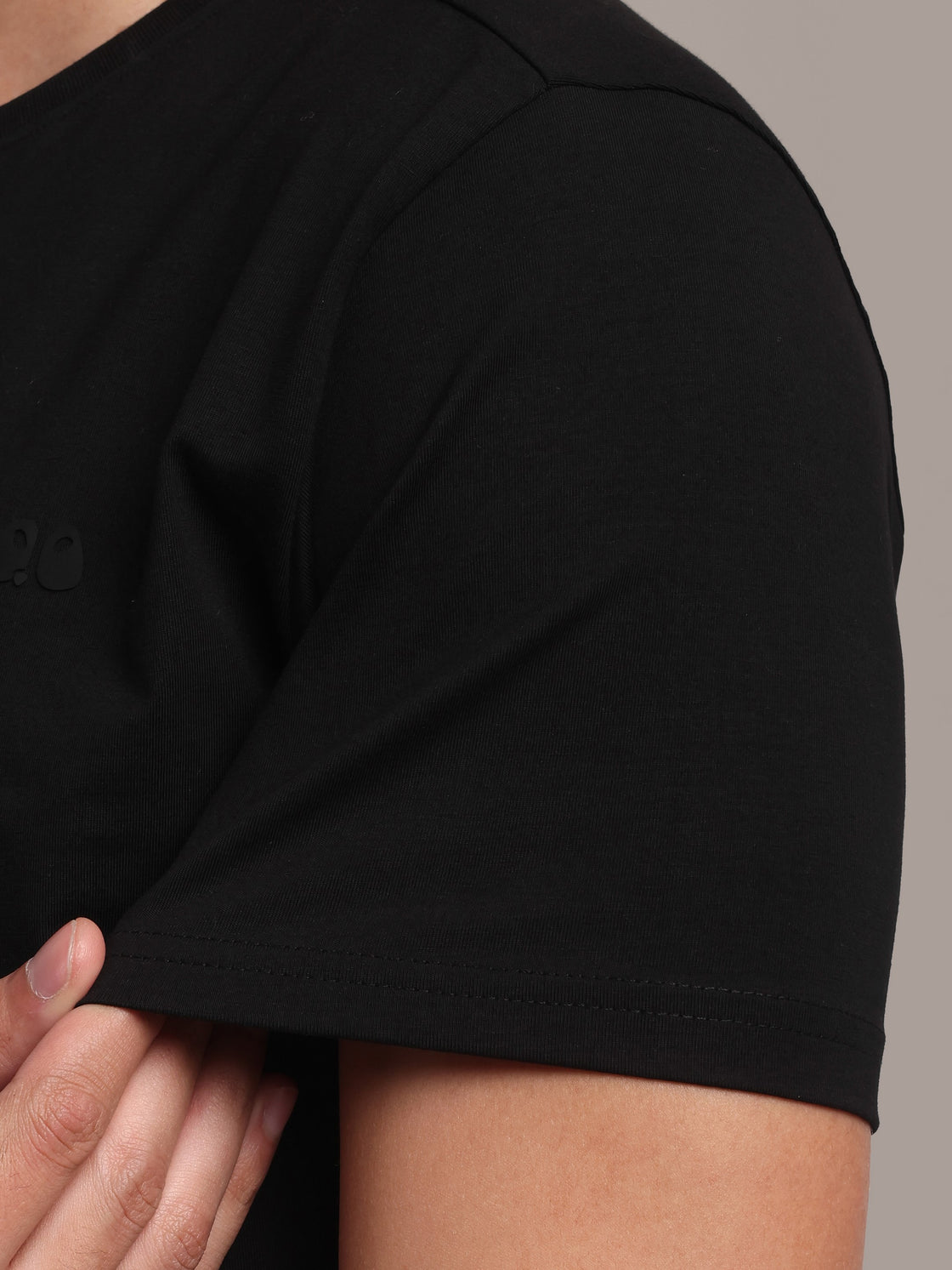 Men Black Anti-Stain Cotton Round Neck T-Shirt