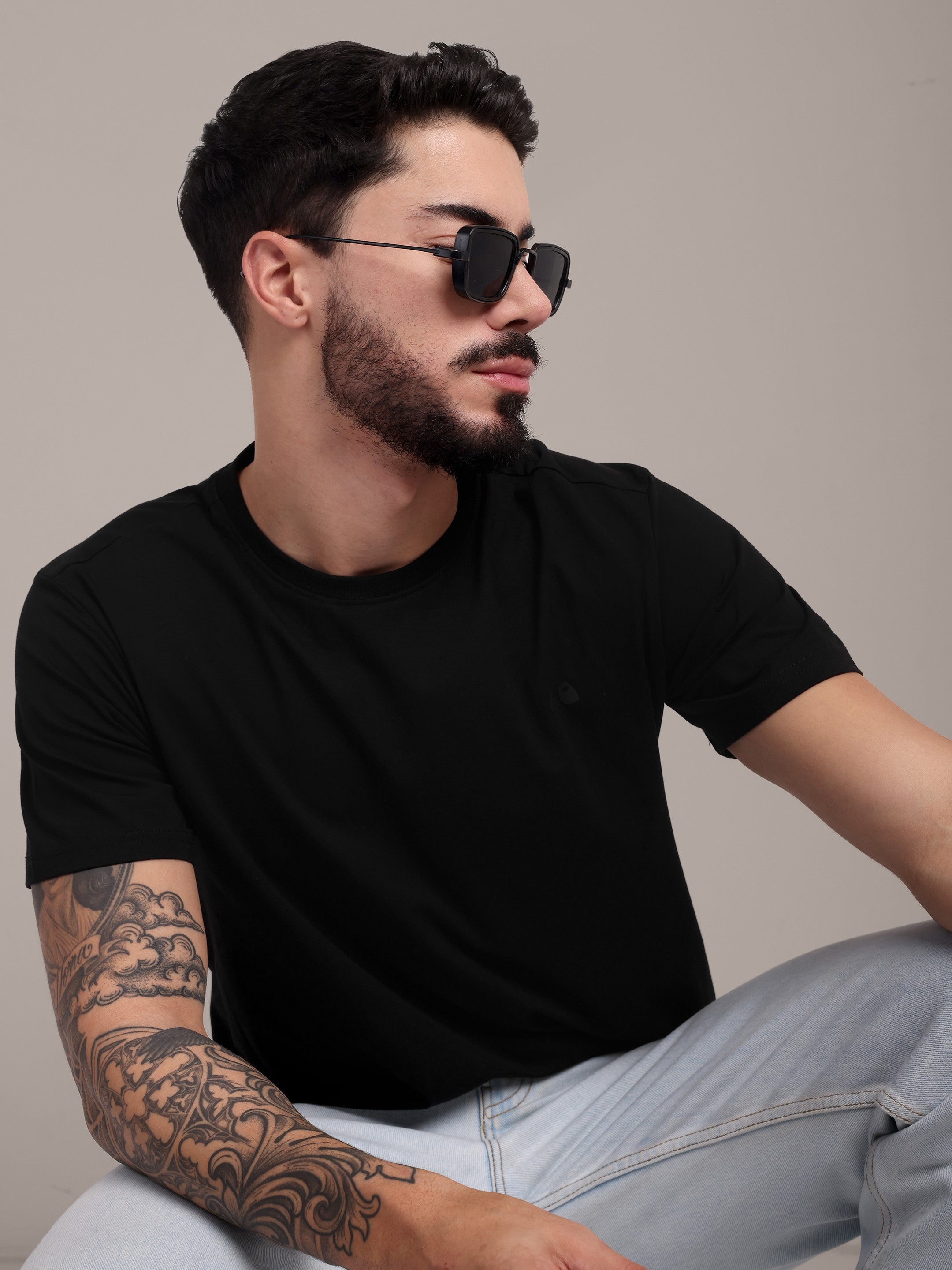 Men Black Anti-Stain Cotton Round Neck T-Shirt